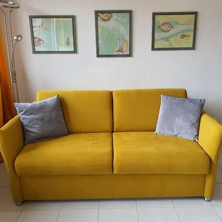 Semesterbostad Apartment, Haus Seemoewe *